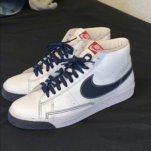 Nike Blazer High “White Obsidian” (new laces)